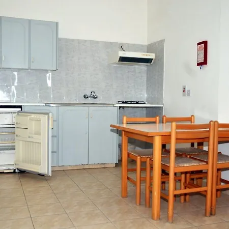 Debbiexenia Hotel Apartments Annex Protaras Extérieur photo
